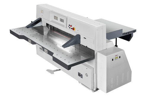 液壓切紙機操作時，需要注意哪些事項？