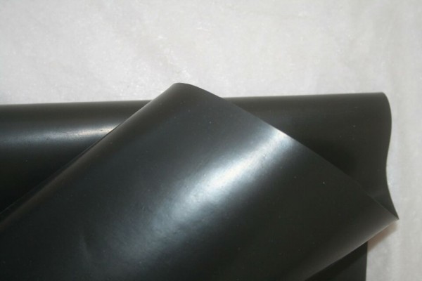 
                為什么商用橡膠板的銷售量與日俱增？
            